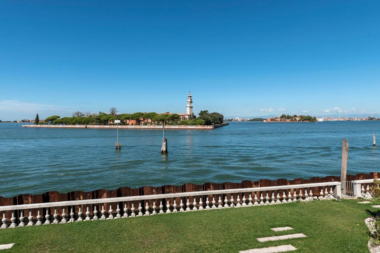 Ca' Delle Contesse - Villa On Lagoon With Private Dock And Spectacular View Lido de Venise Extérieur photo